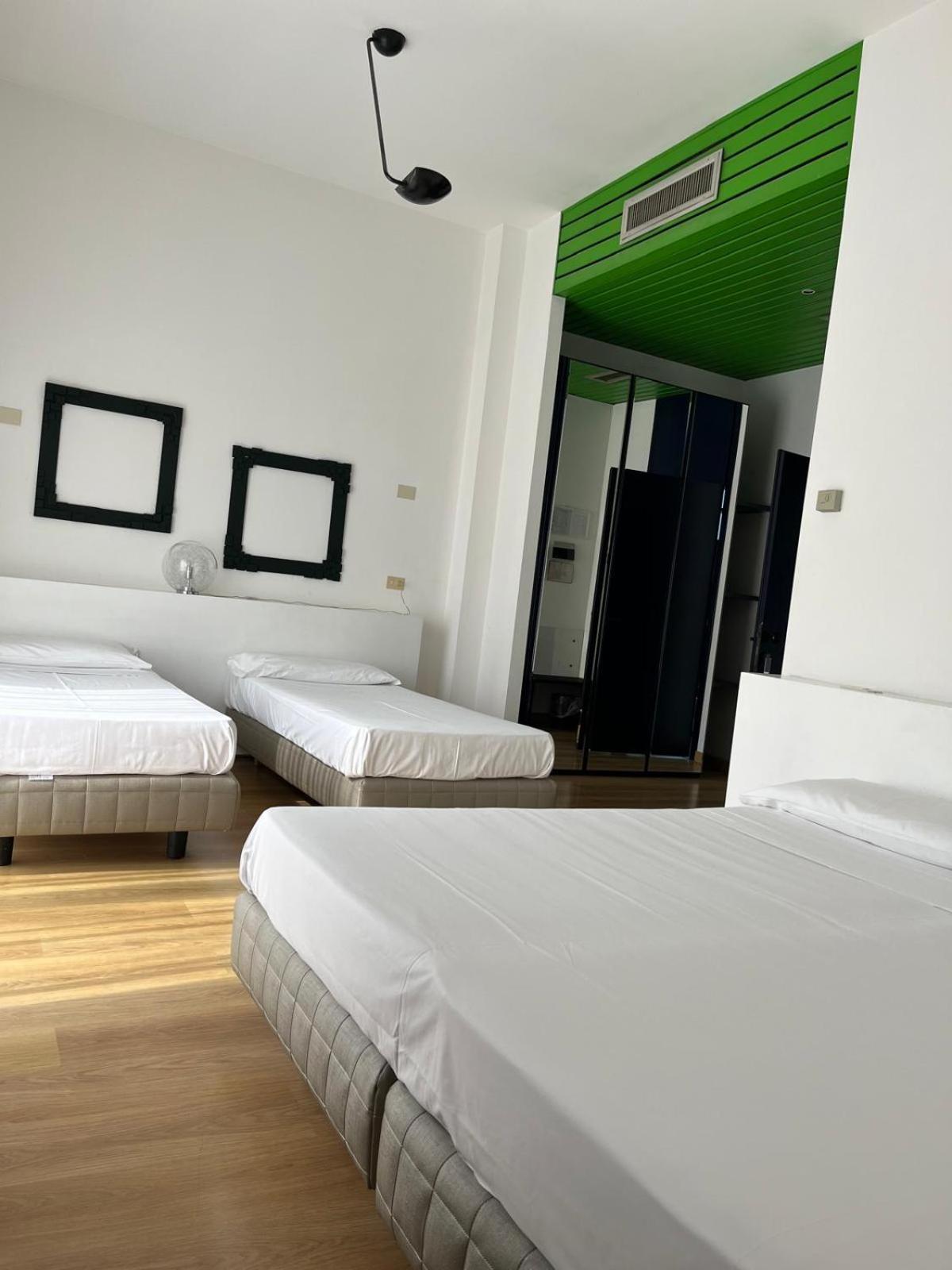Park Hotel Residence Крема Екстериор снимка