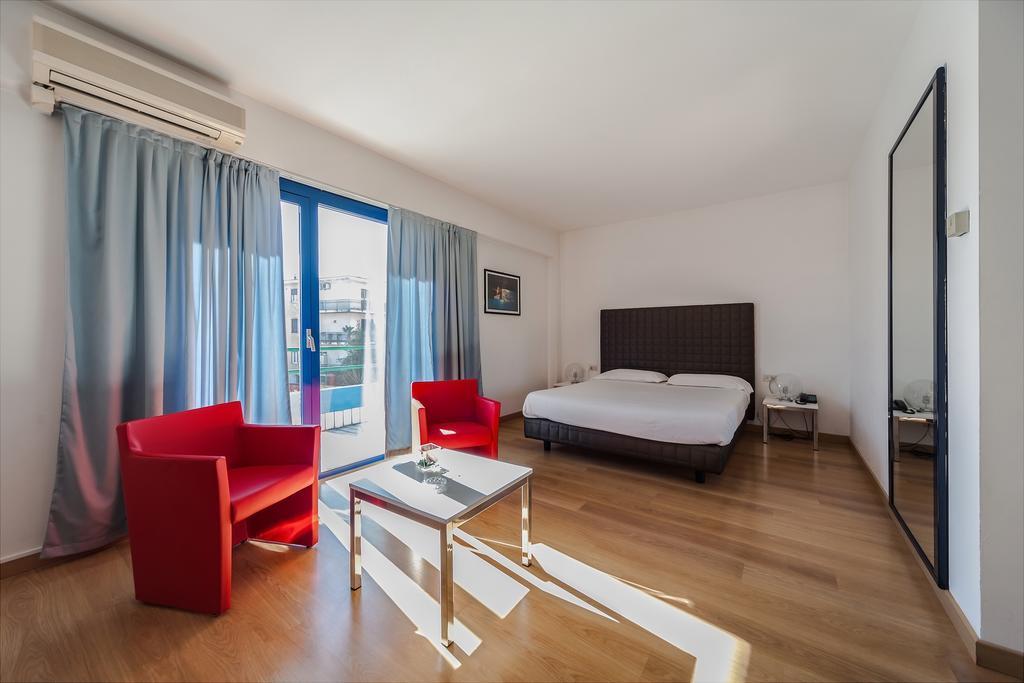 Park Hotel Residence Крема Екстериор снимка