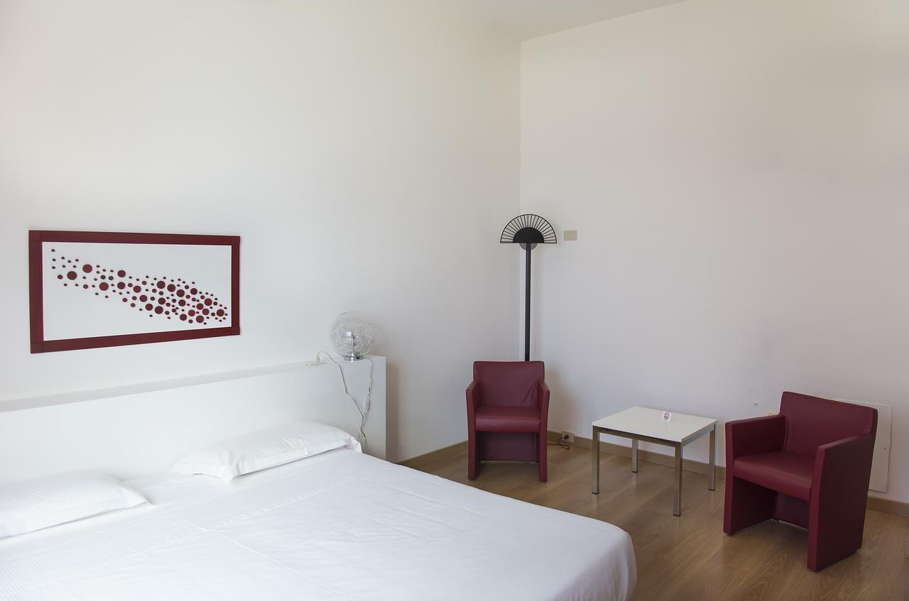 Park Hotel Residence Крема Екстериор снимка